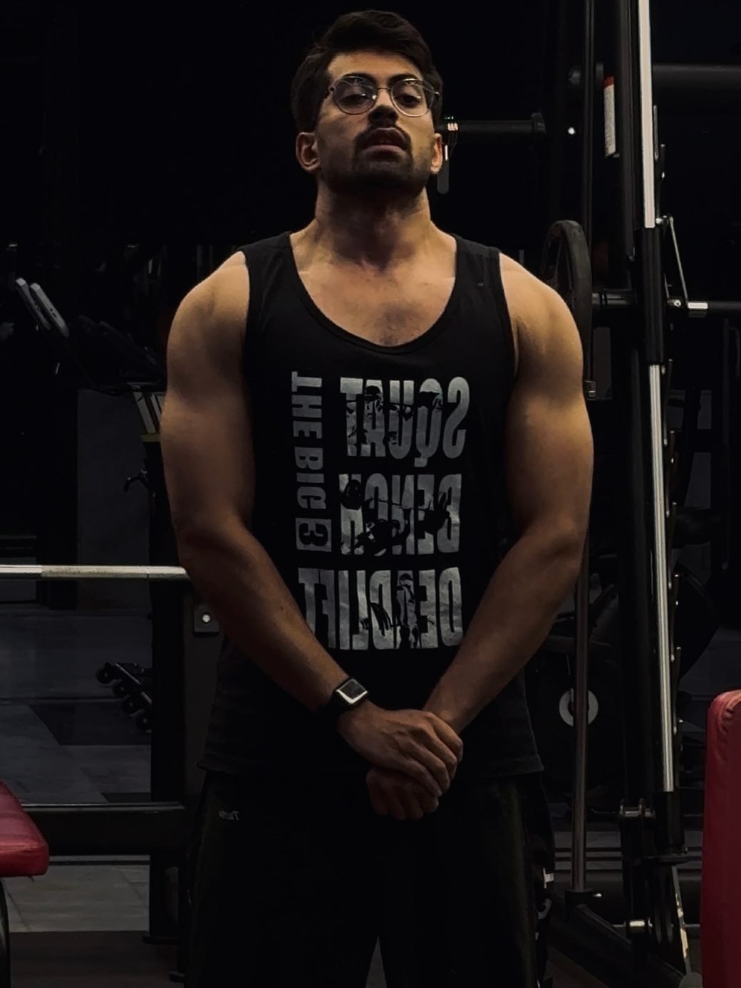 Hamdan today in the gym: lean and muscular, in a black vest
